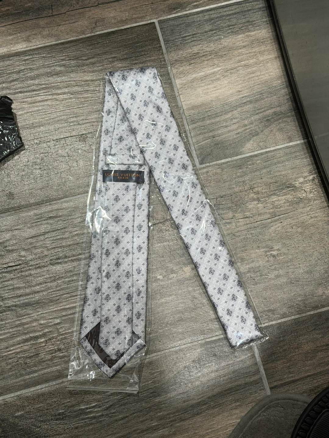 Louis Vuitton Paris Tie - photo 5