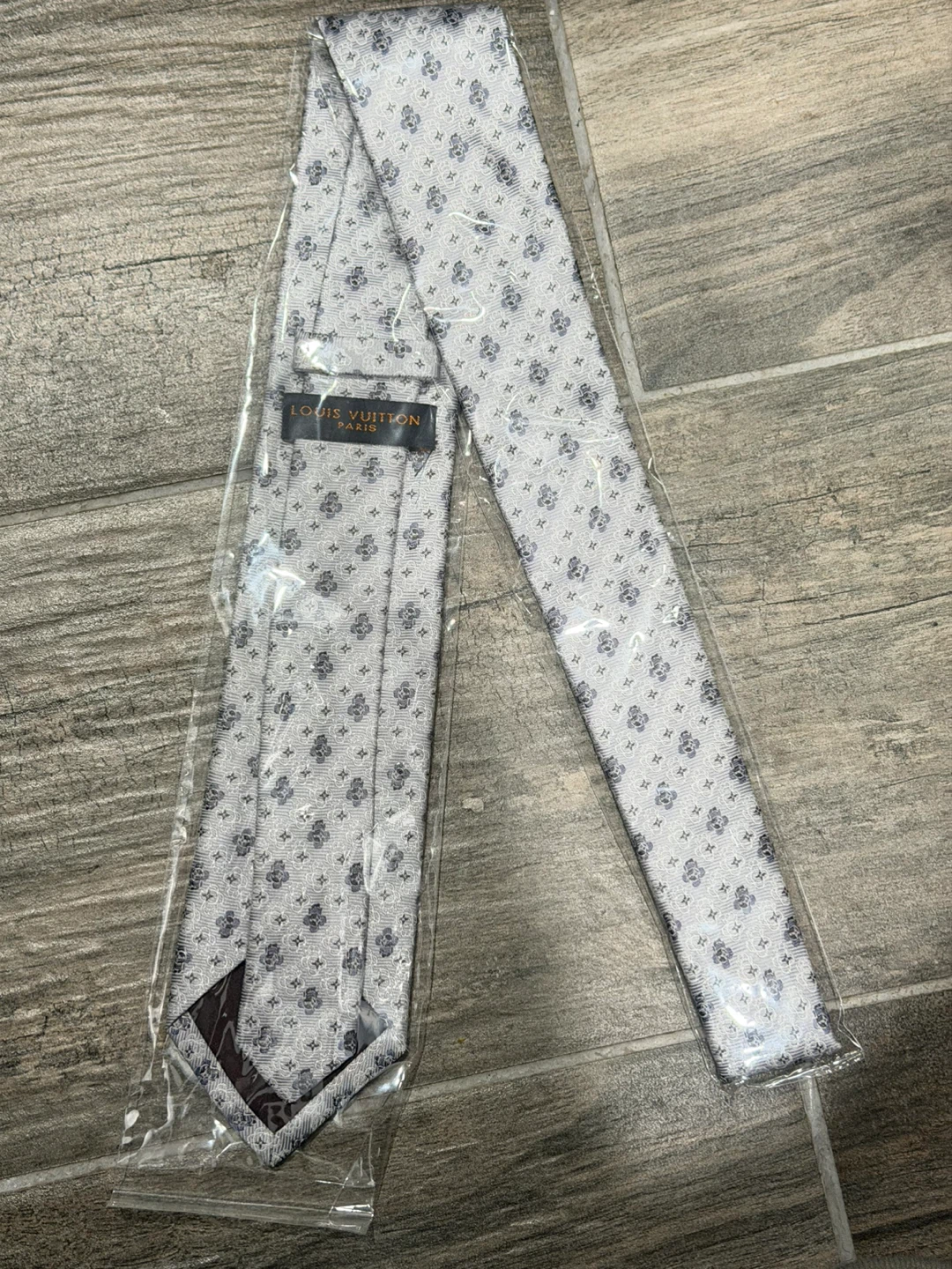 Louis Vuitton Paris Tie - photo 3
