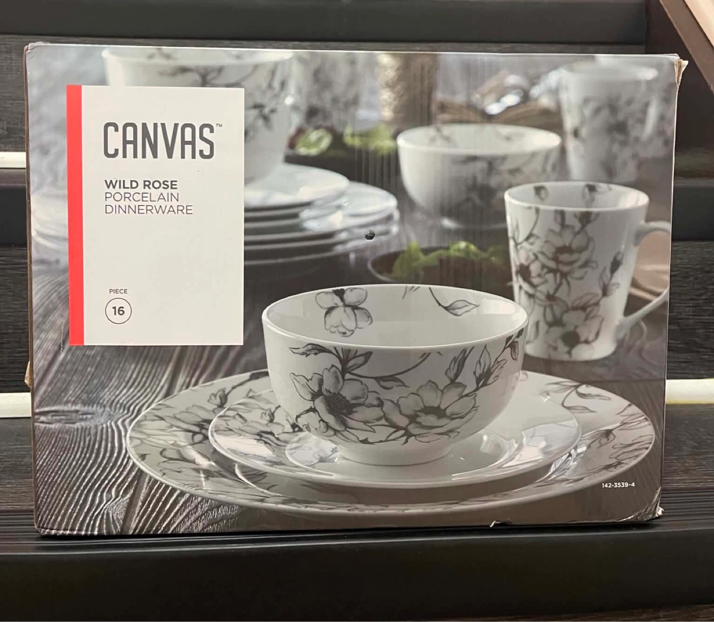 CANVAS Wild Rose 16-Piece Porcelain Dinnerware Set - photo 2