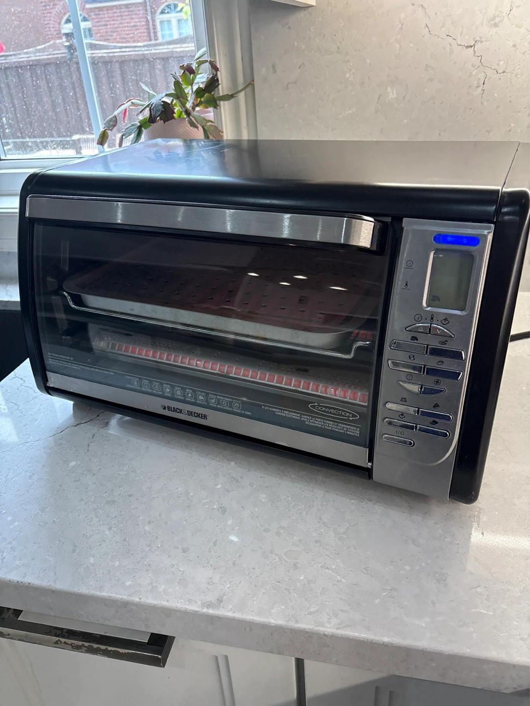 BLACK+DECKER Convection Toaster Oven - photo 3