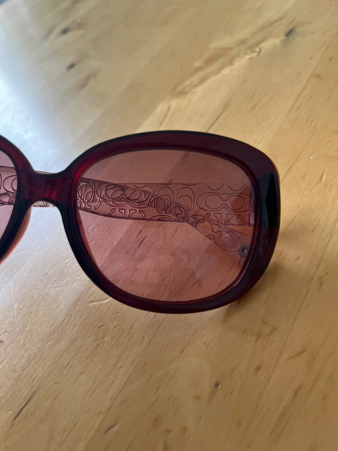 Coach Sunglasses - photo 2