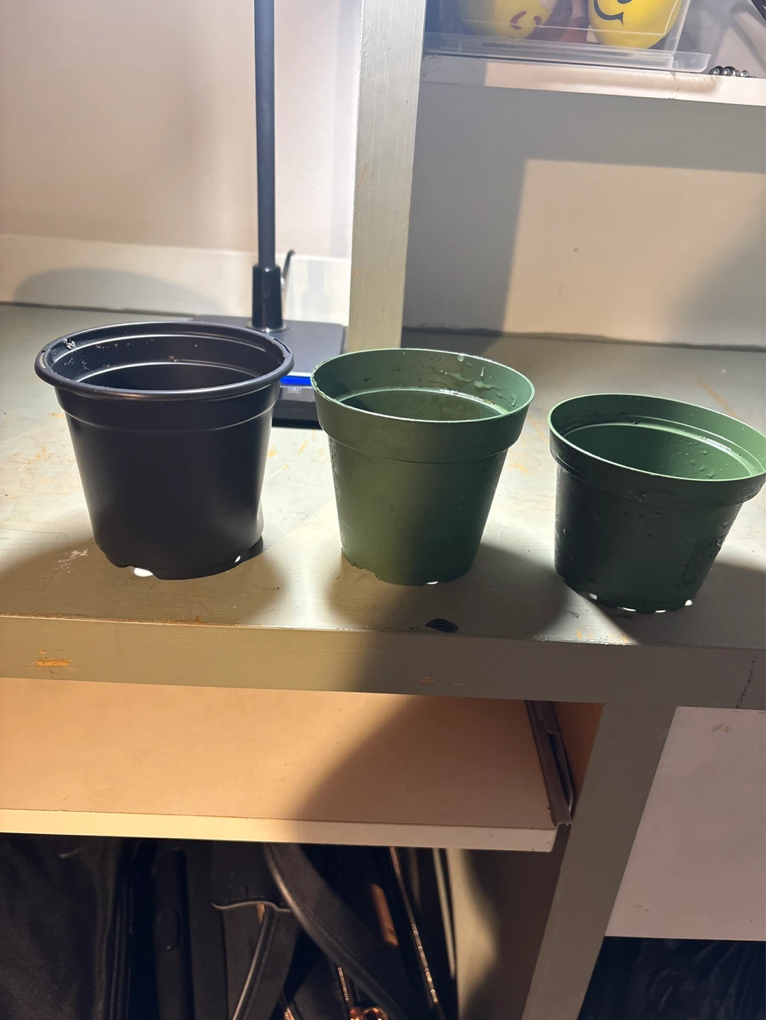 3 Plant Pots (2 Green, 1 Black)