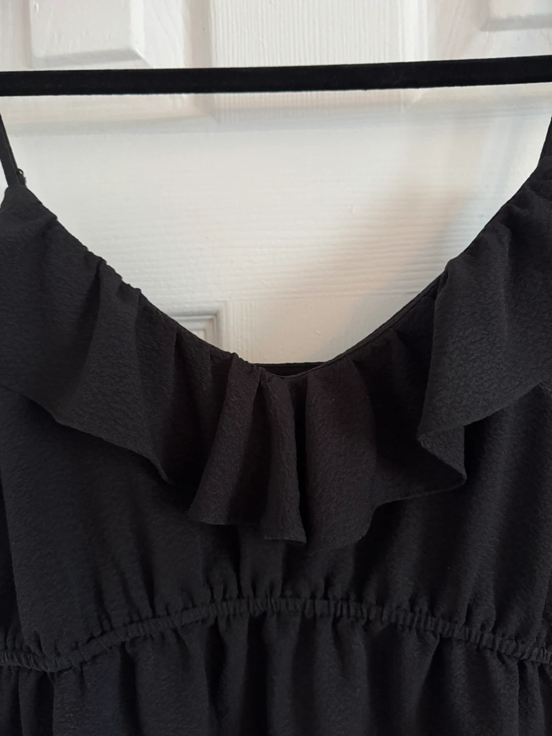 Old Navy Black Maternity Ruffle Camisole Top - Size M - photo 3
