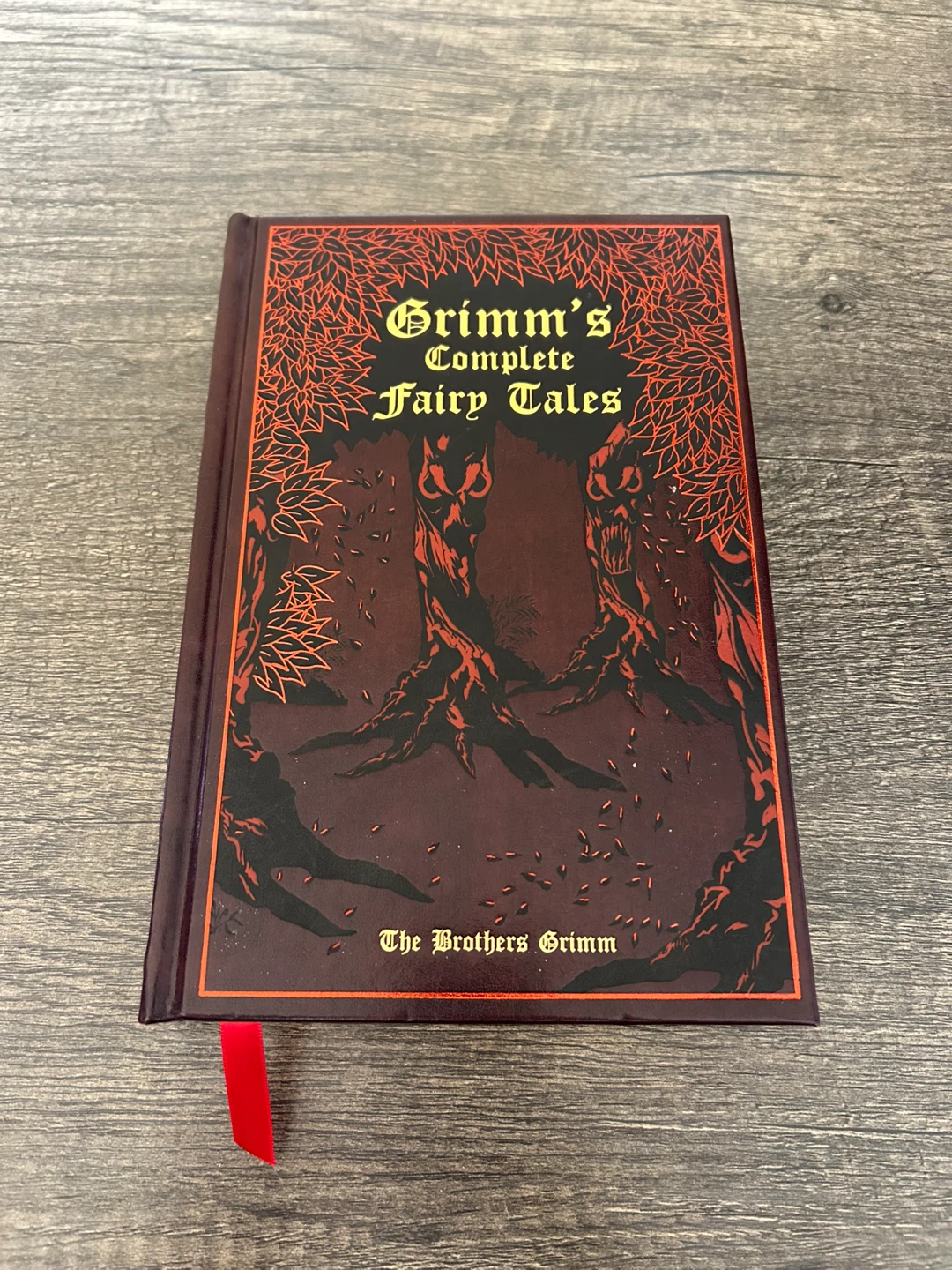 Grimm's Complete Fairy Tales Book