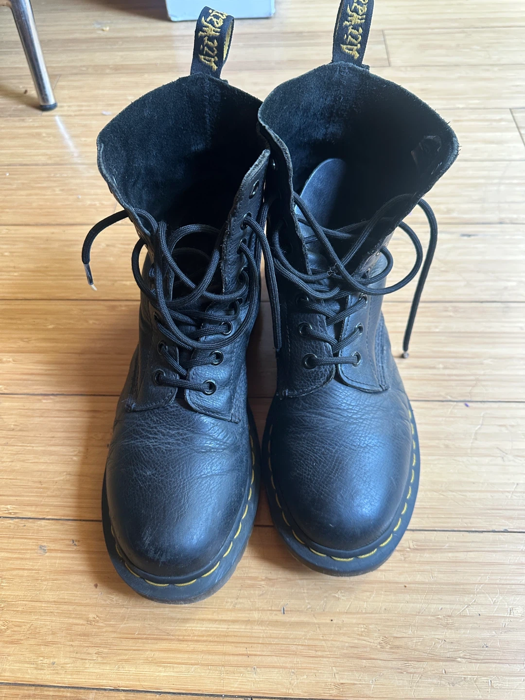 WOMEN SIZE 9 AMBASSADOR DR MARTEN BLACK LEATHER BOOTS - photo 3