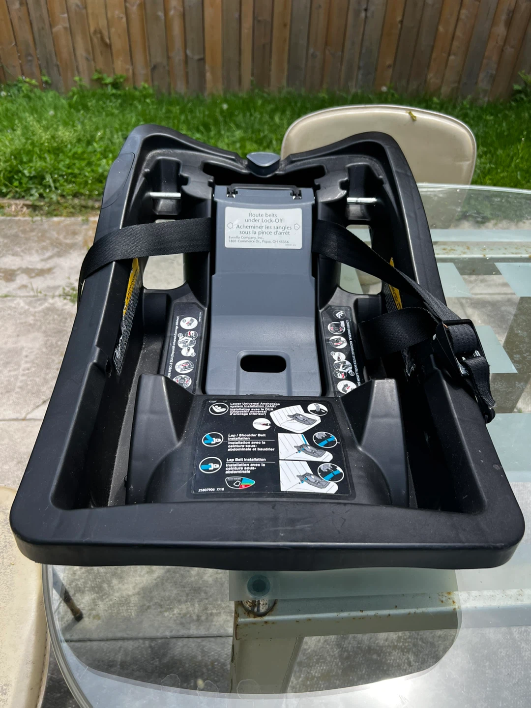Evenflo Infant Car Seat with Base - photo 2