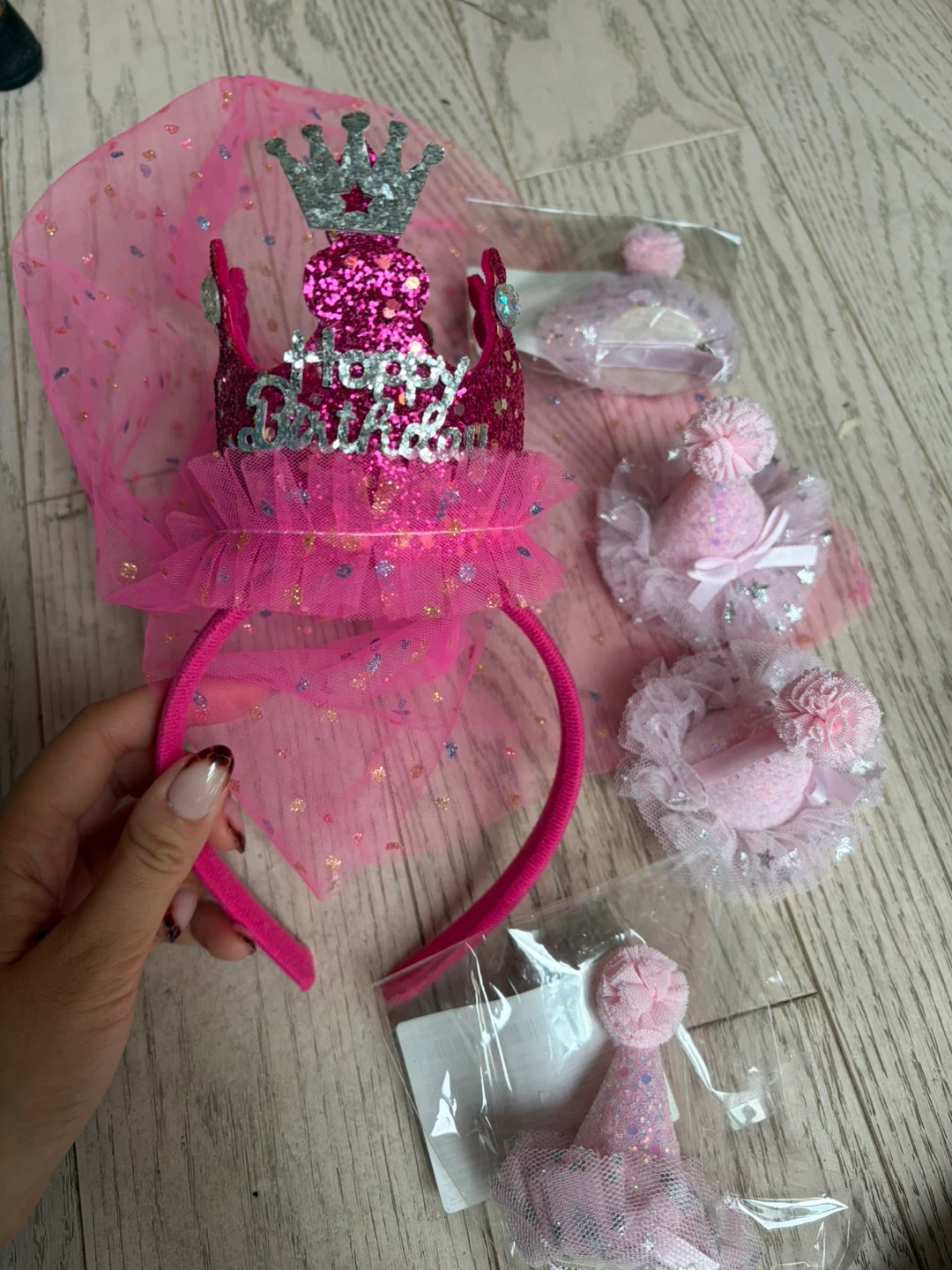 Birthday hats