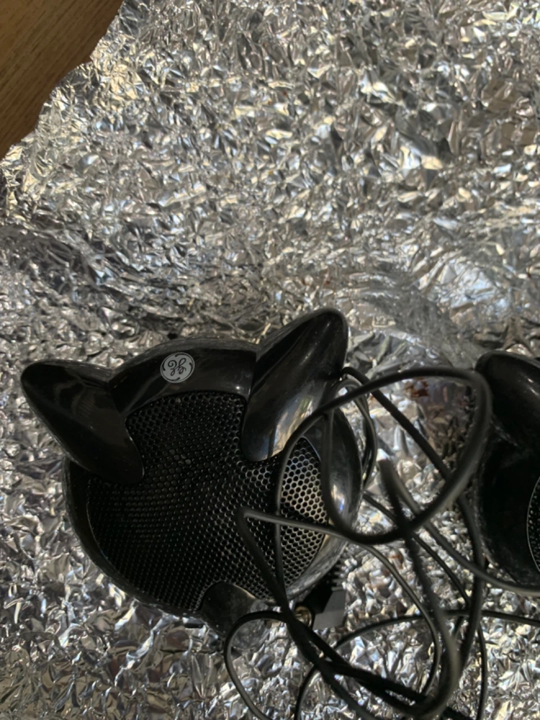 GE Cat Ear Speakers - photo 2