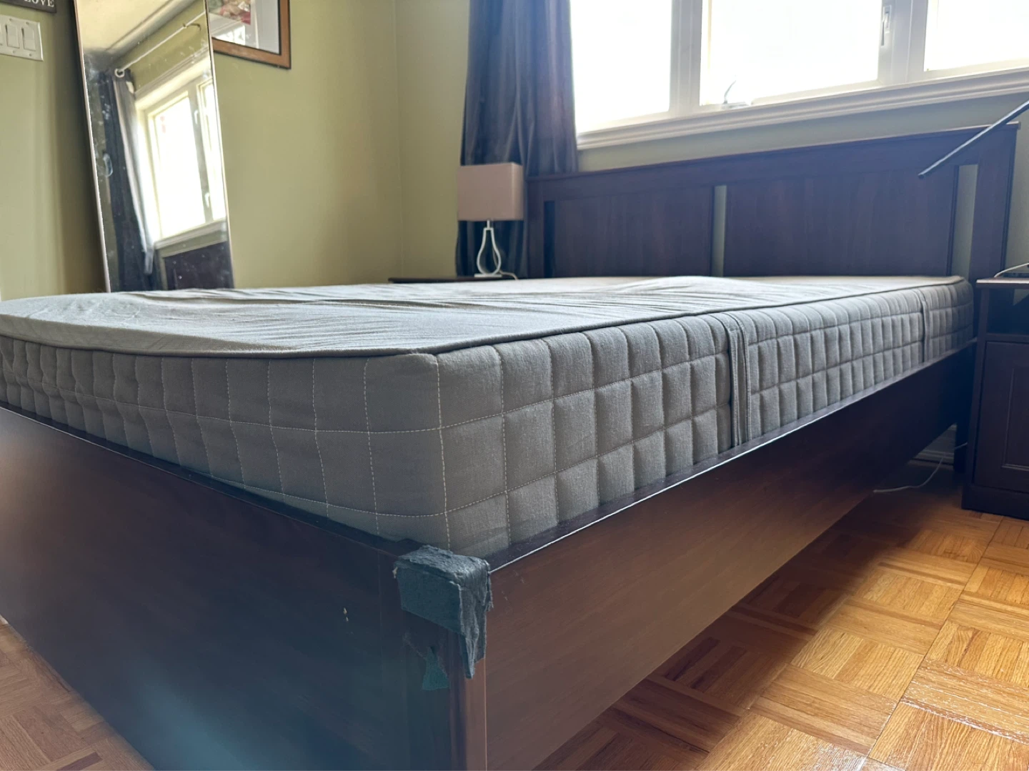 Dark Wood Queen Bed Frame with Mattress - photo 5