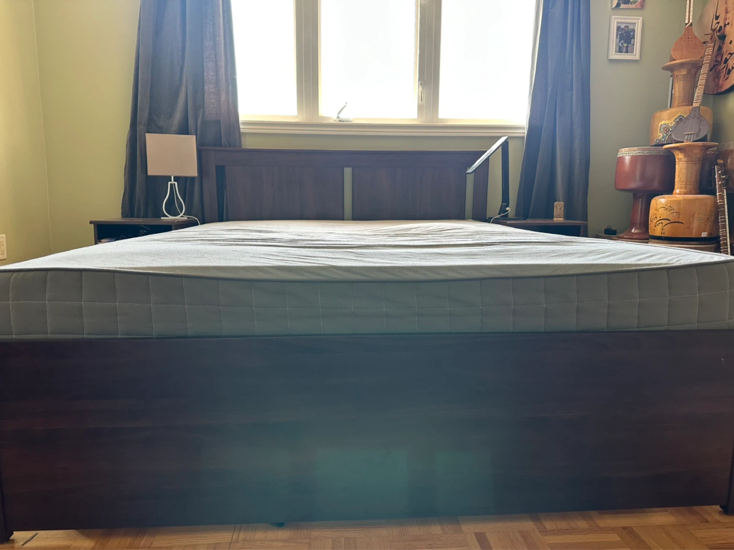 Dark Wood Queen Bed Frame with Mattress - photo 2