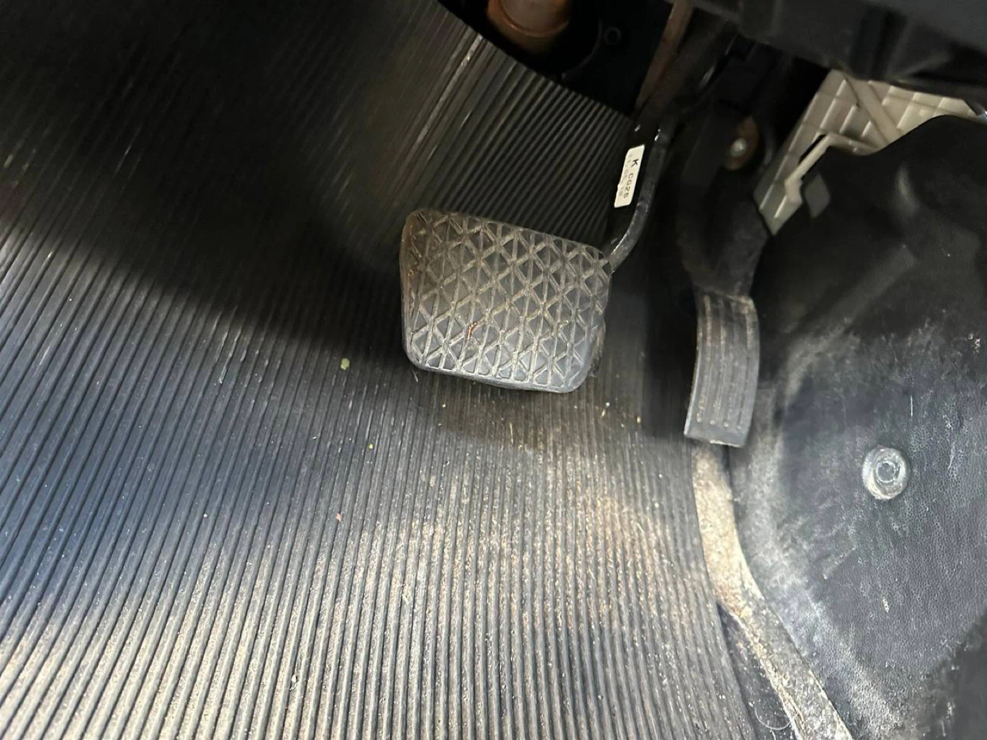 Mazda 5 Minivan - photo 5