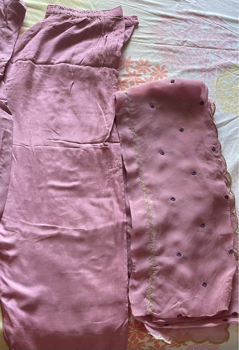 Lilac Embroidered Suit with Dupatta - photo 2