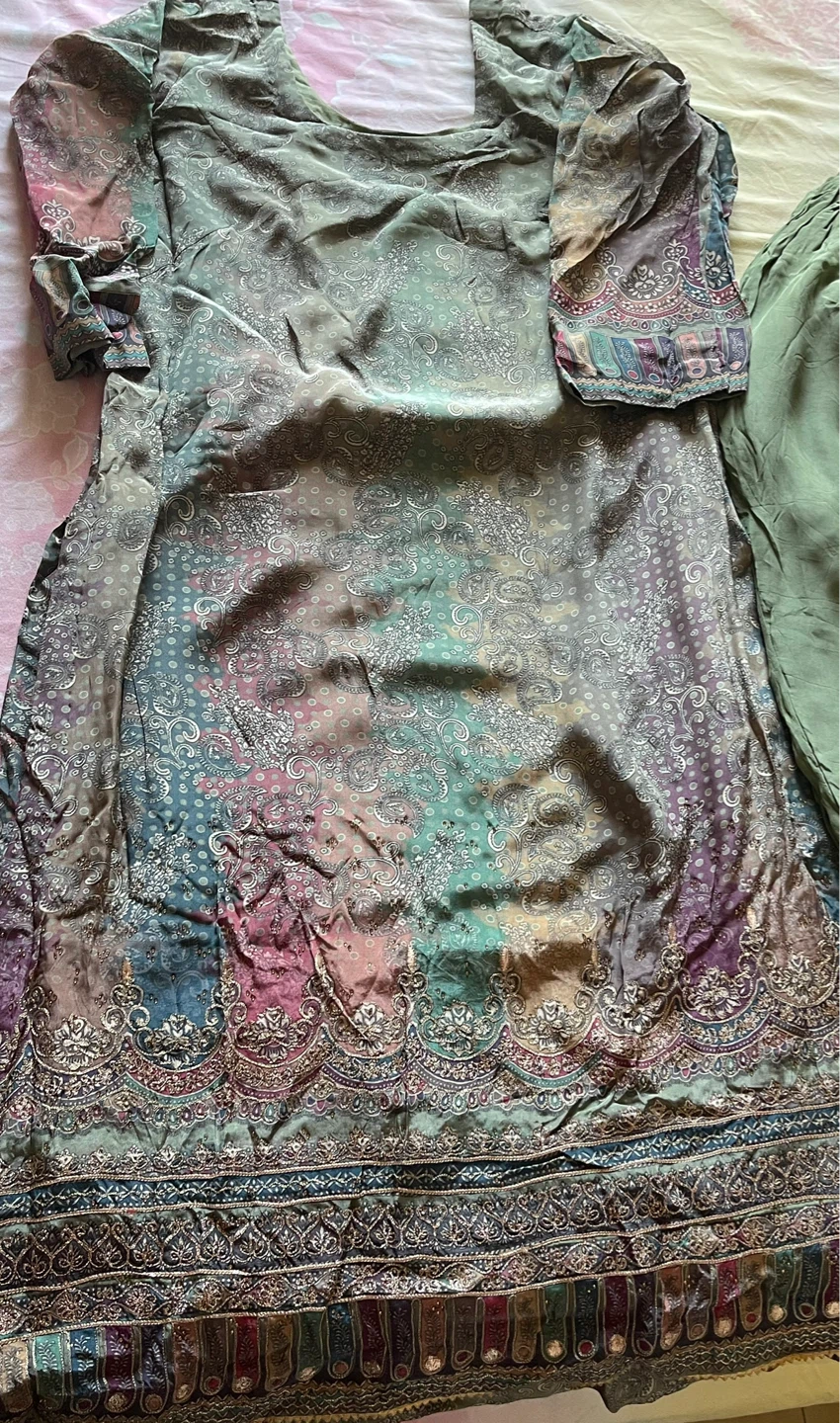 3 piece crepe suit