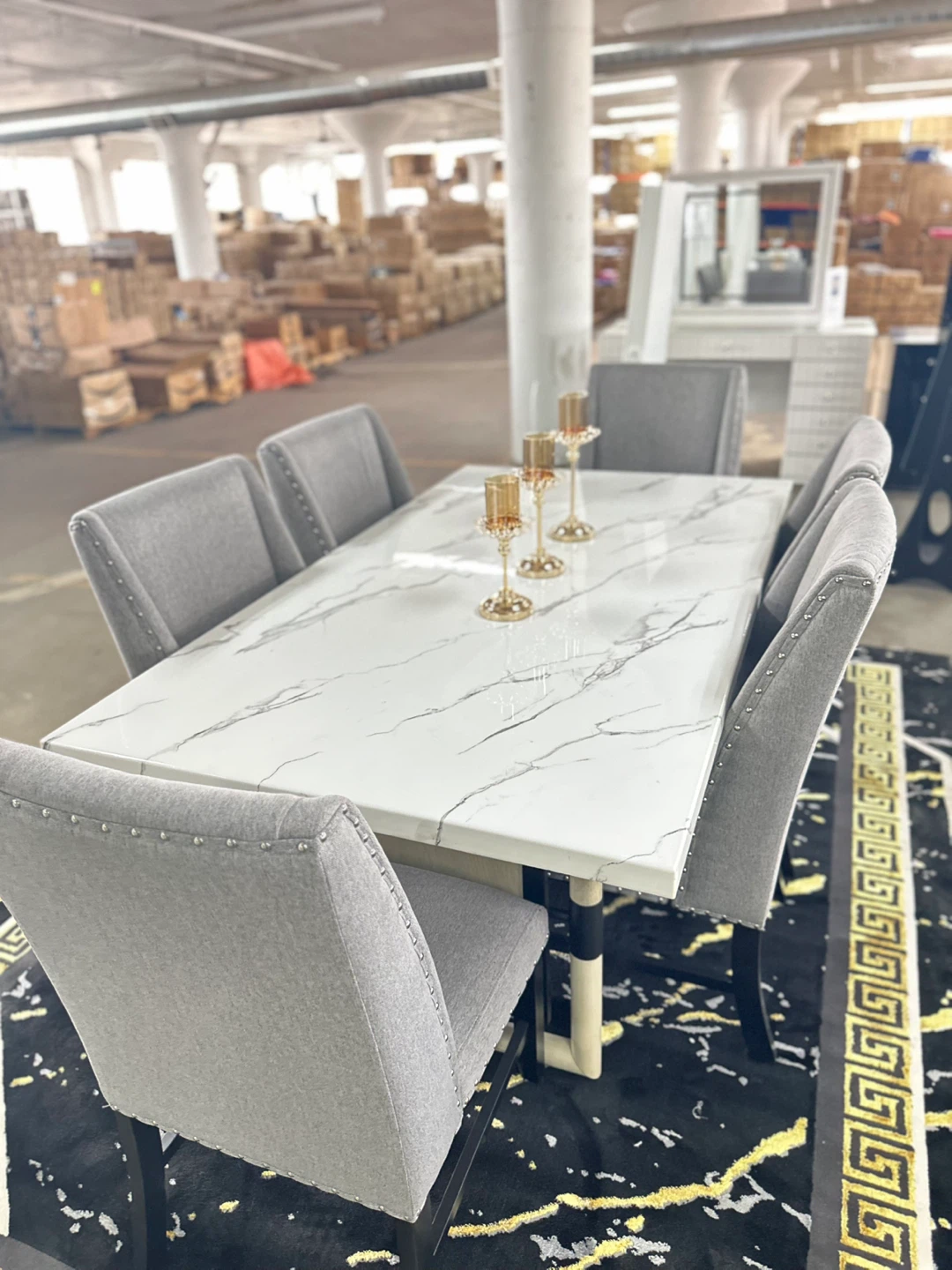 Dining table + 6 chairs (brand new)