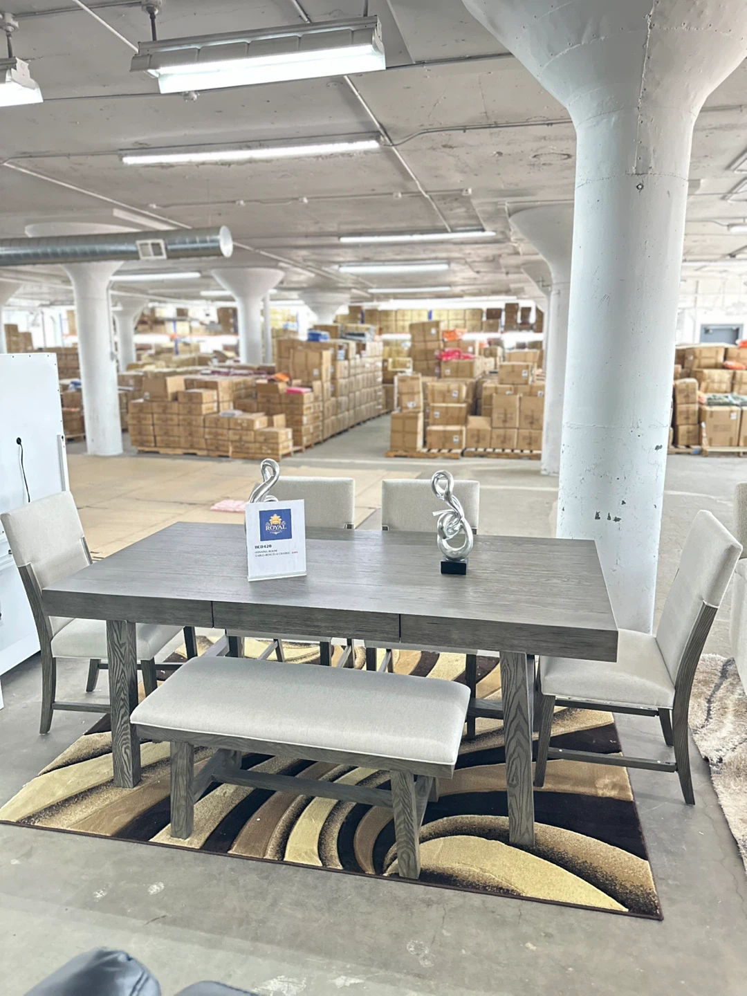 Dining table + 4 chairs + 1 bench