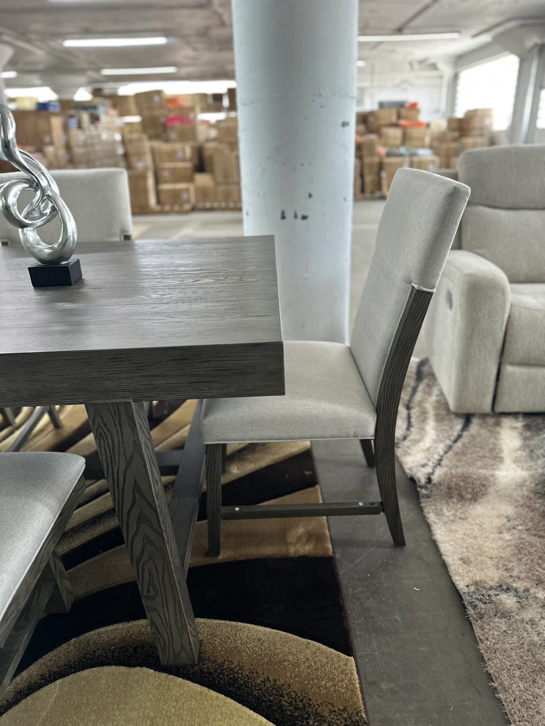 Dining table + 4 chairs + 1 bench - photo 2