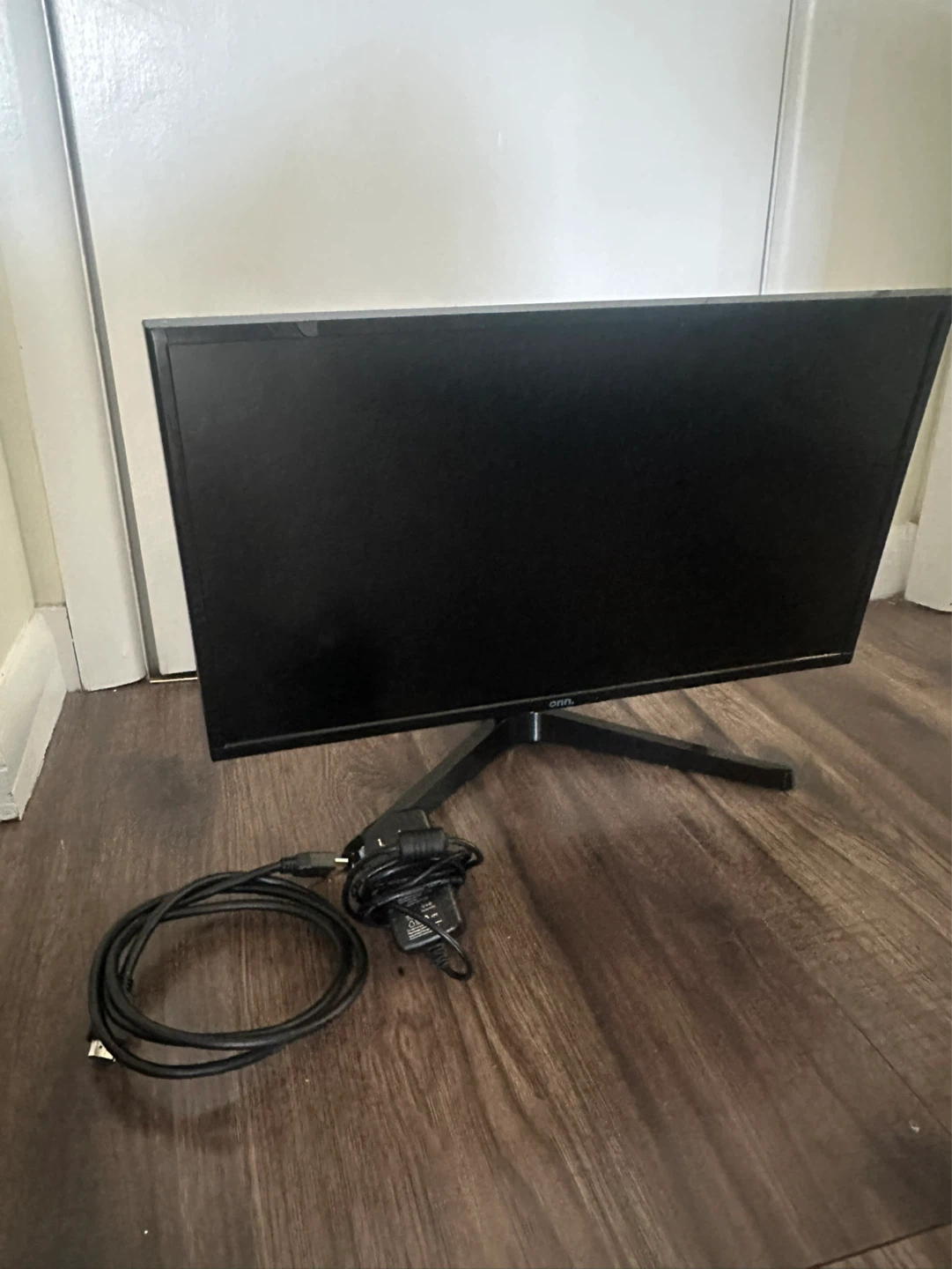 22” onn. Monitor