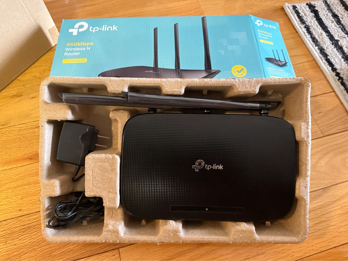 TP-Link 450Mbps Wireless N Router TL-WR940N - photo 2