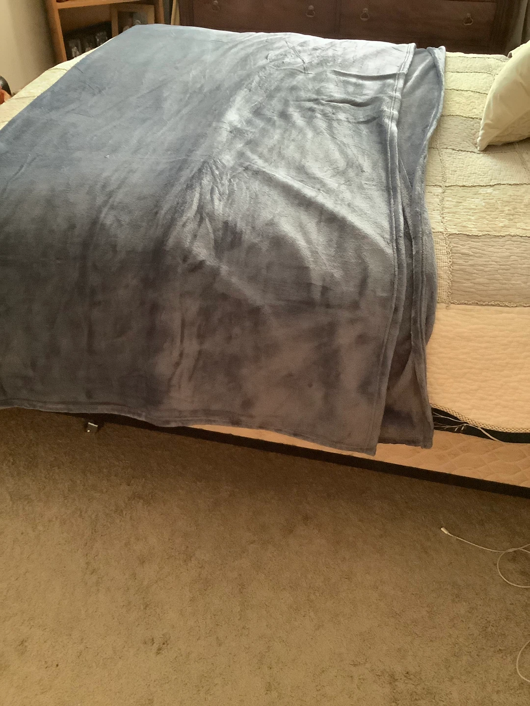 Grey Plush Blanket - photo 2