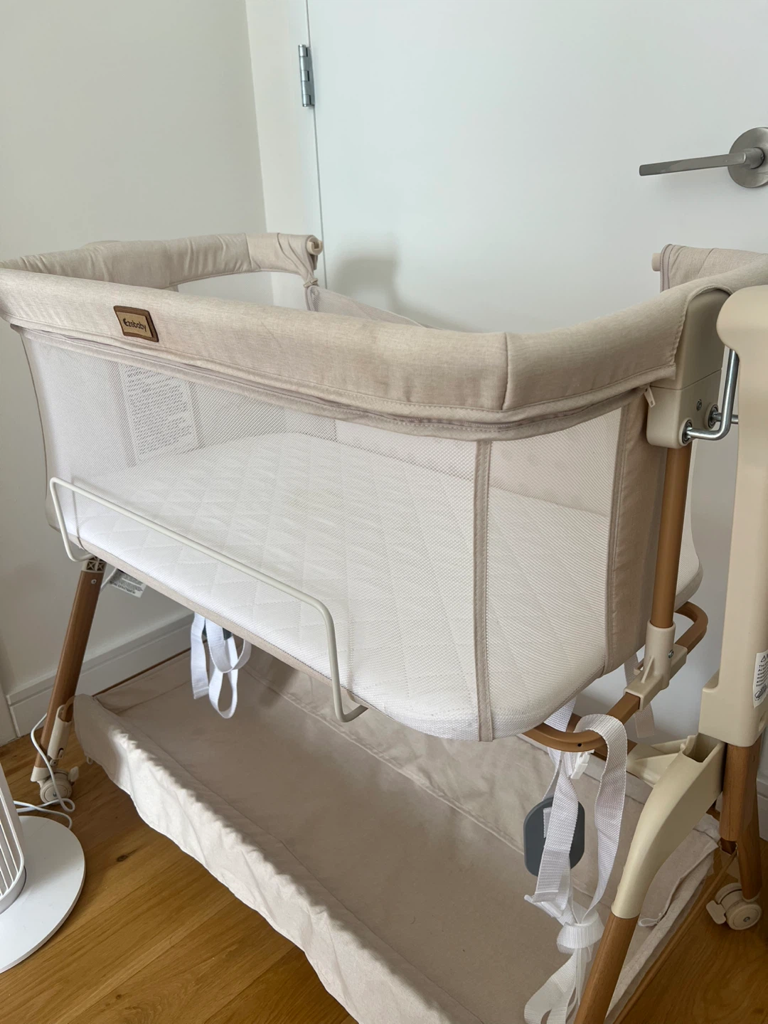 Ezbaby Baby Bassinet Bedside Sleeper