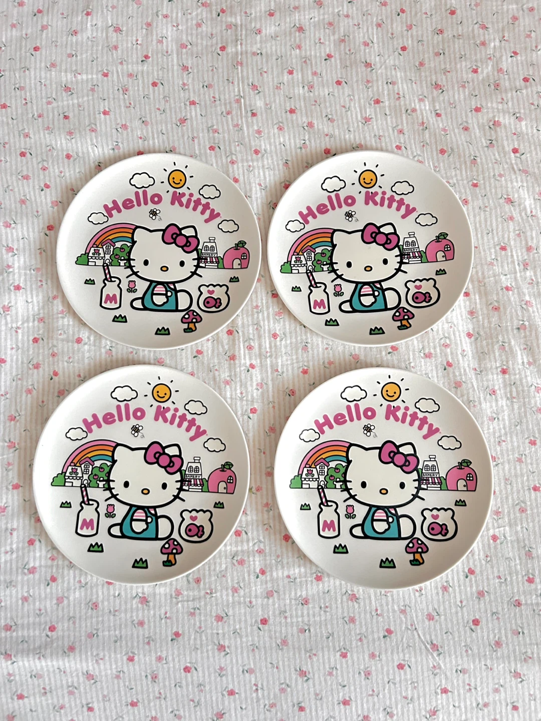 Hello Kitty Bamboo Plates