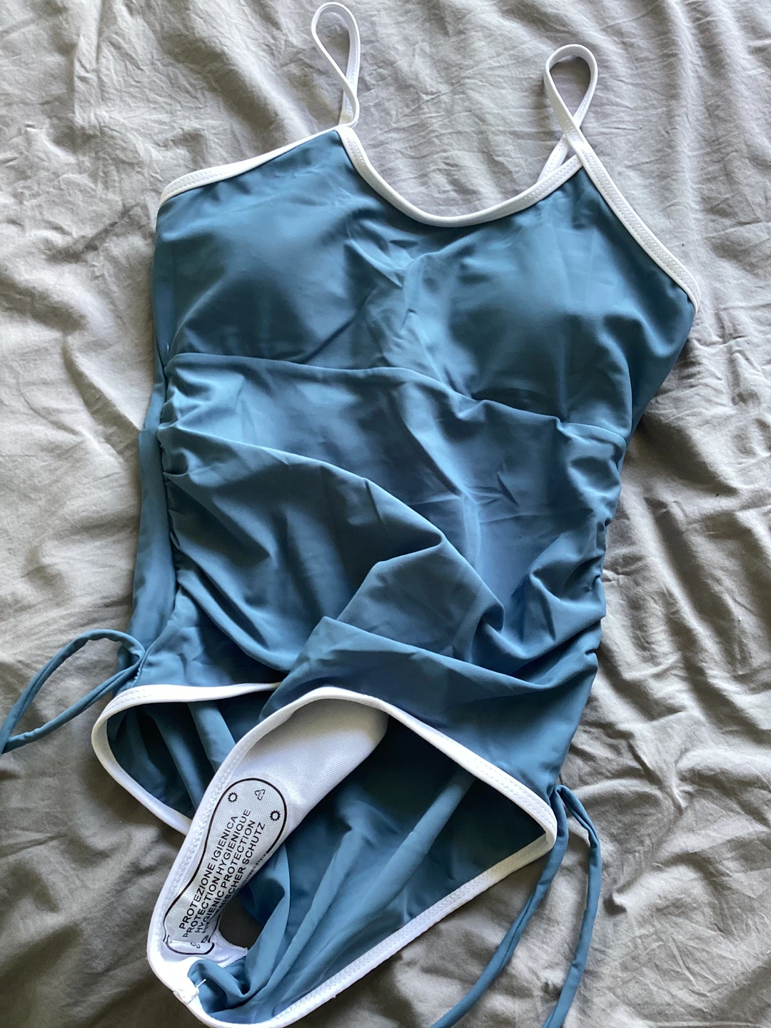 New Girls One Piece Swimsuit Blue aged 11-12 - photo 5