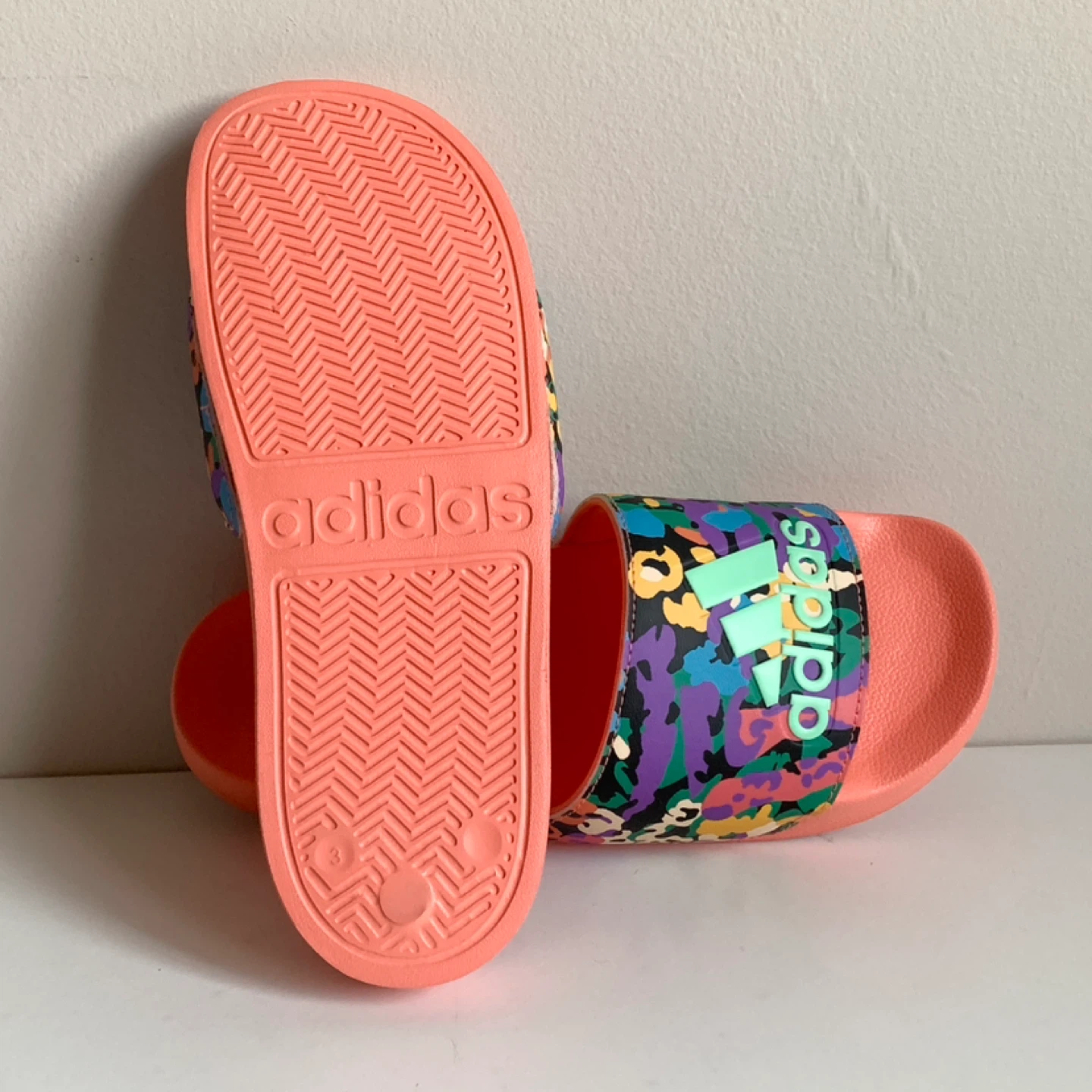 Adidas Kids Slides/Sandal Girls Size 11, 3 Adilette Shower K NEW - photo 5