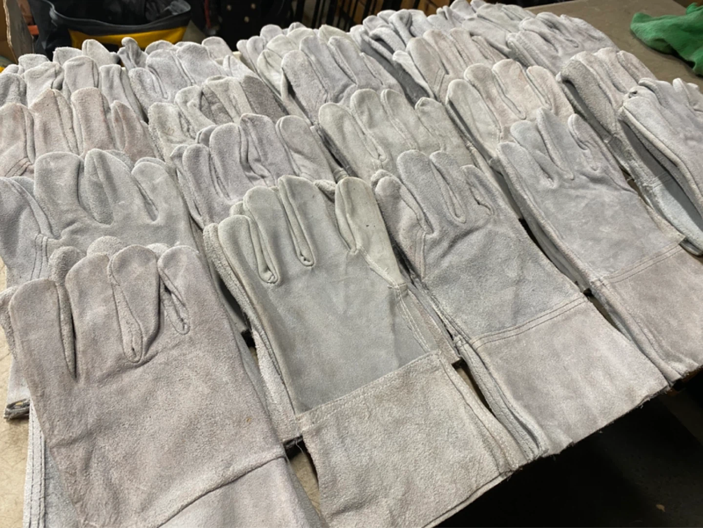 25 pairs leather welding gloves size large