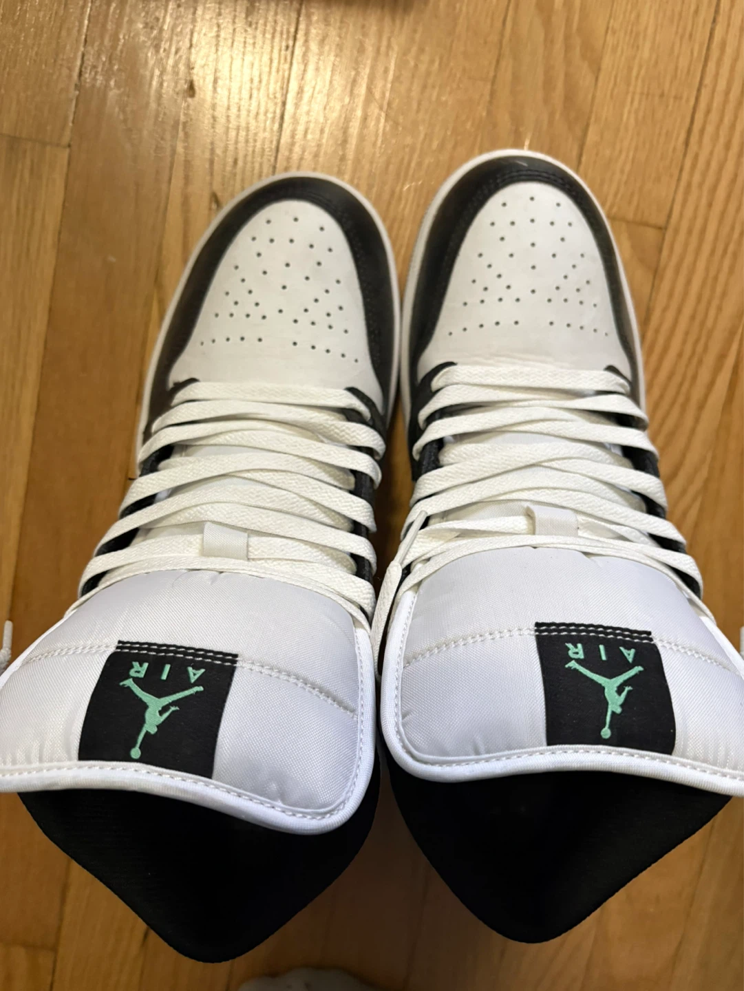 Nike Air Jordan 1 Mid mint and black - photo 3