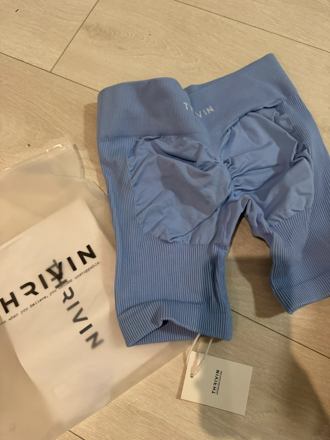 THRVIN Ribbed Seamless Shorts - Size S