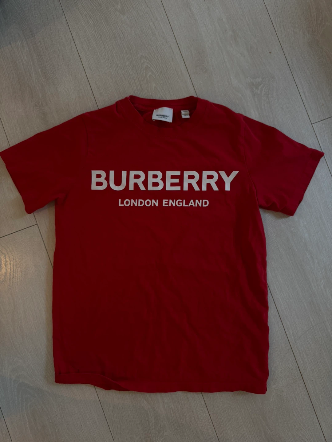 Burberry Red Logo T-Shirt - Size xs