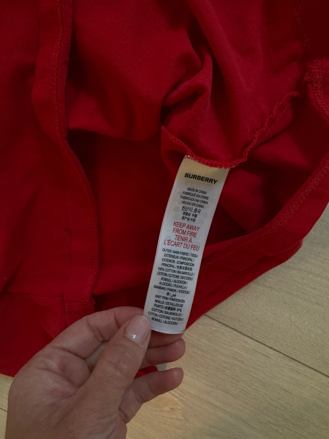 Burberry Red Logo T-Shirt - Size xs - photo 3