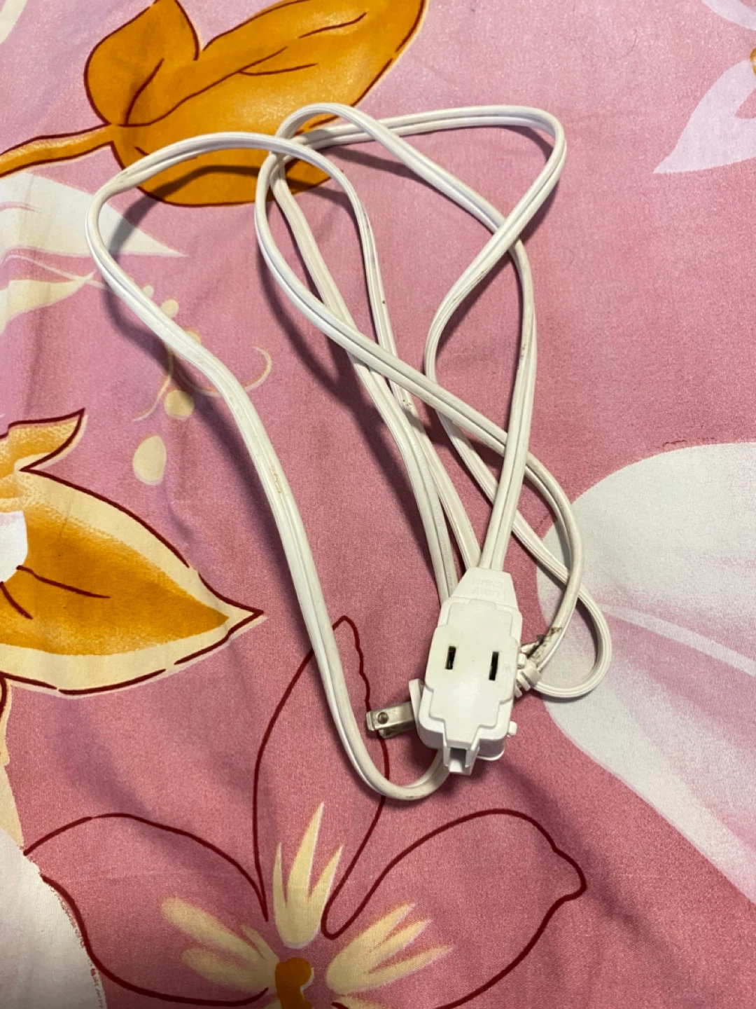 White Electrical Extension Cord Splitter - photo 2