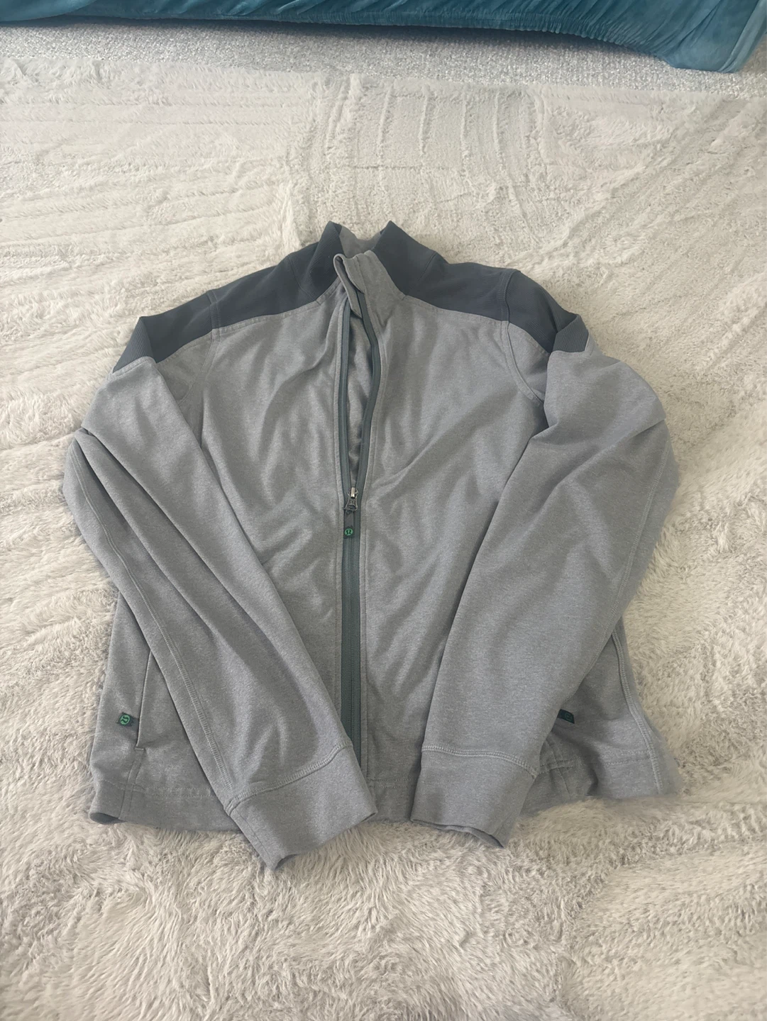 Lululemon Jacket Grey   Size 6