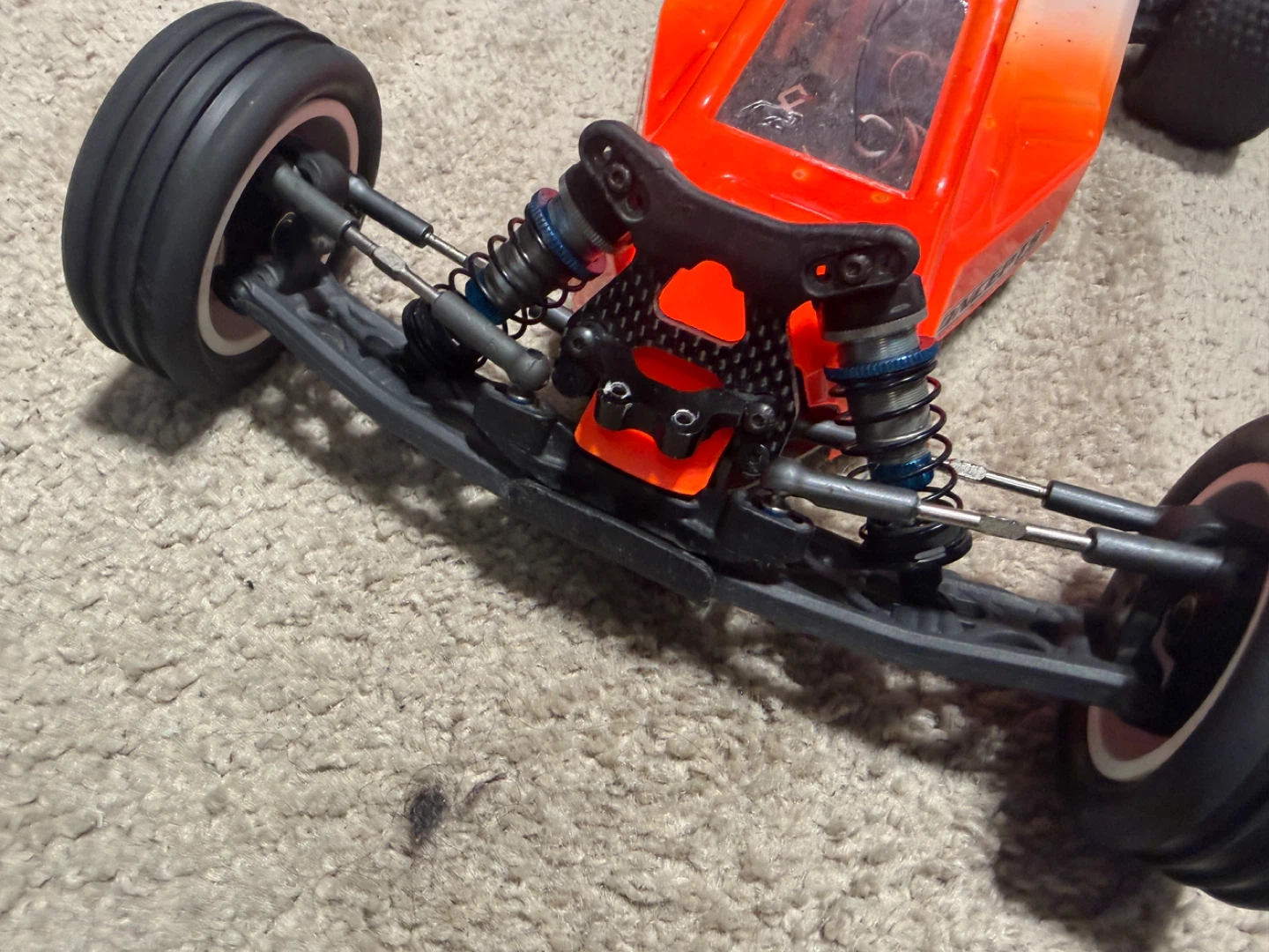 Team Associated B6.1 - photo 2