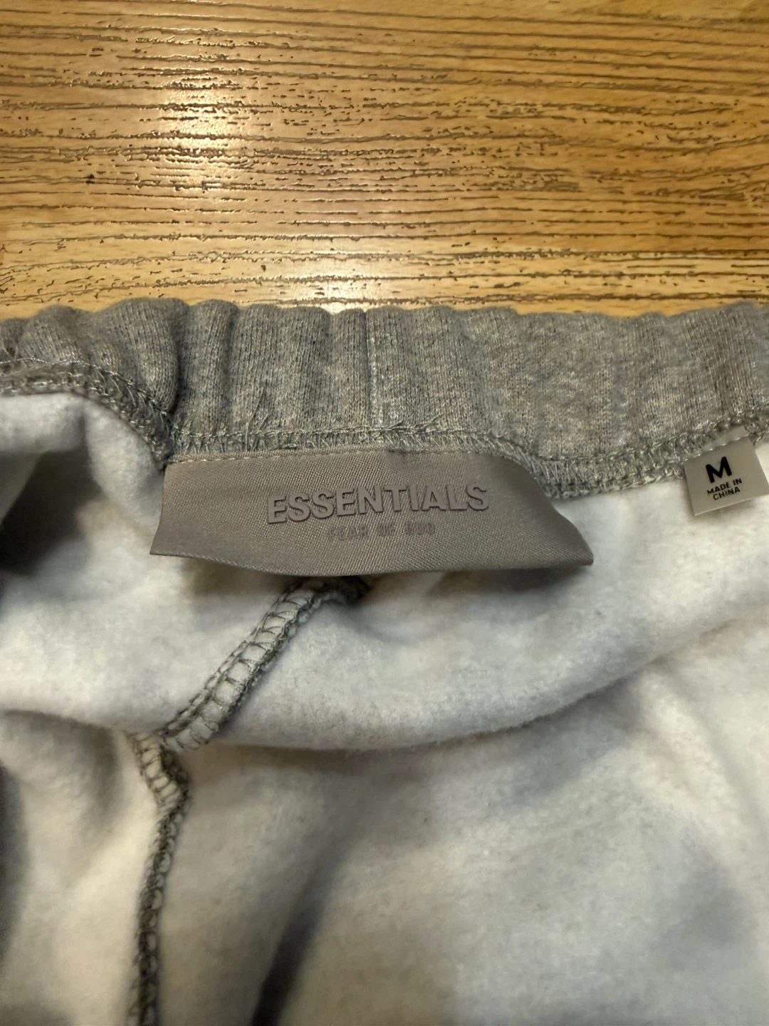ESSENTIALS Fear of God Sweatshorts Size M - photo 4
