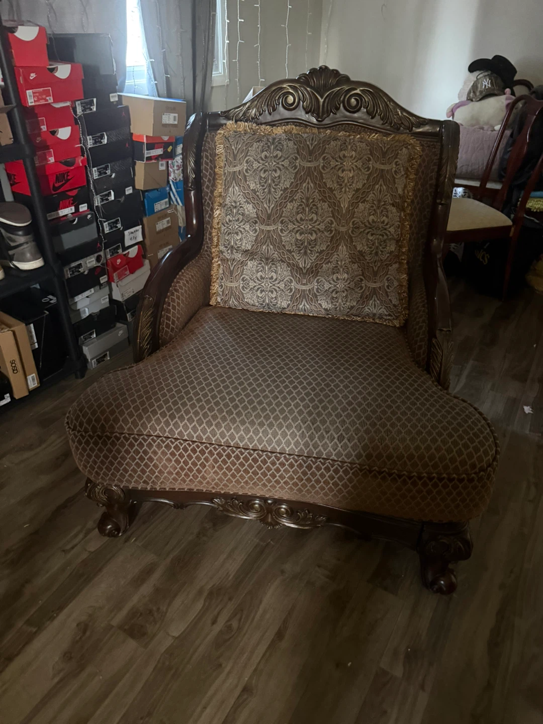 Antique Style Sofa - photo 2