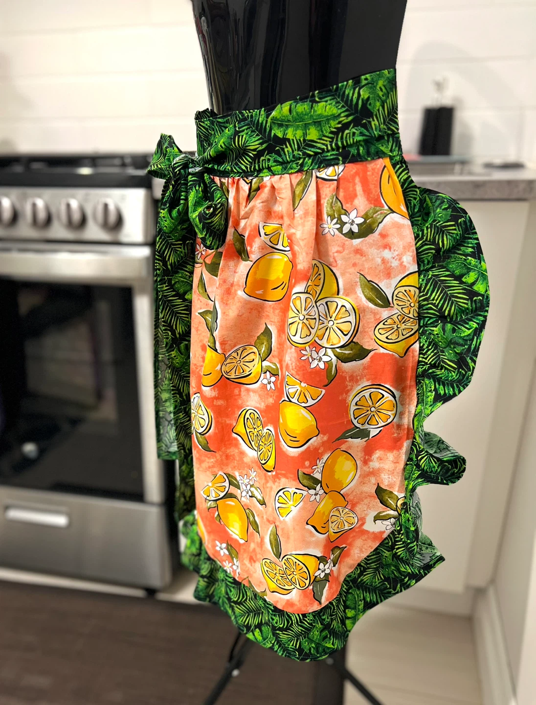Handmade by me.Lemon Print Half Apron with Pockets - photo 5