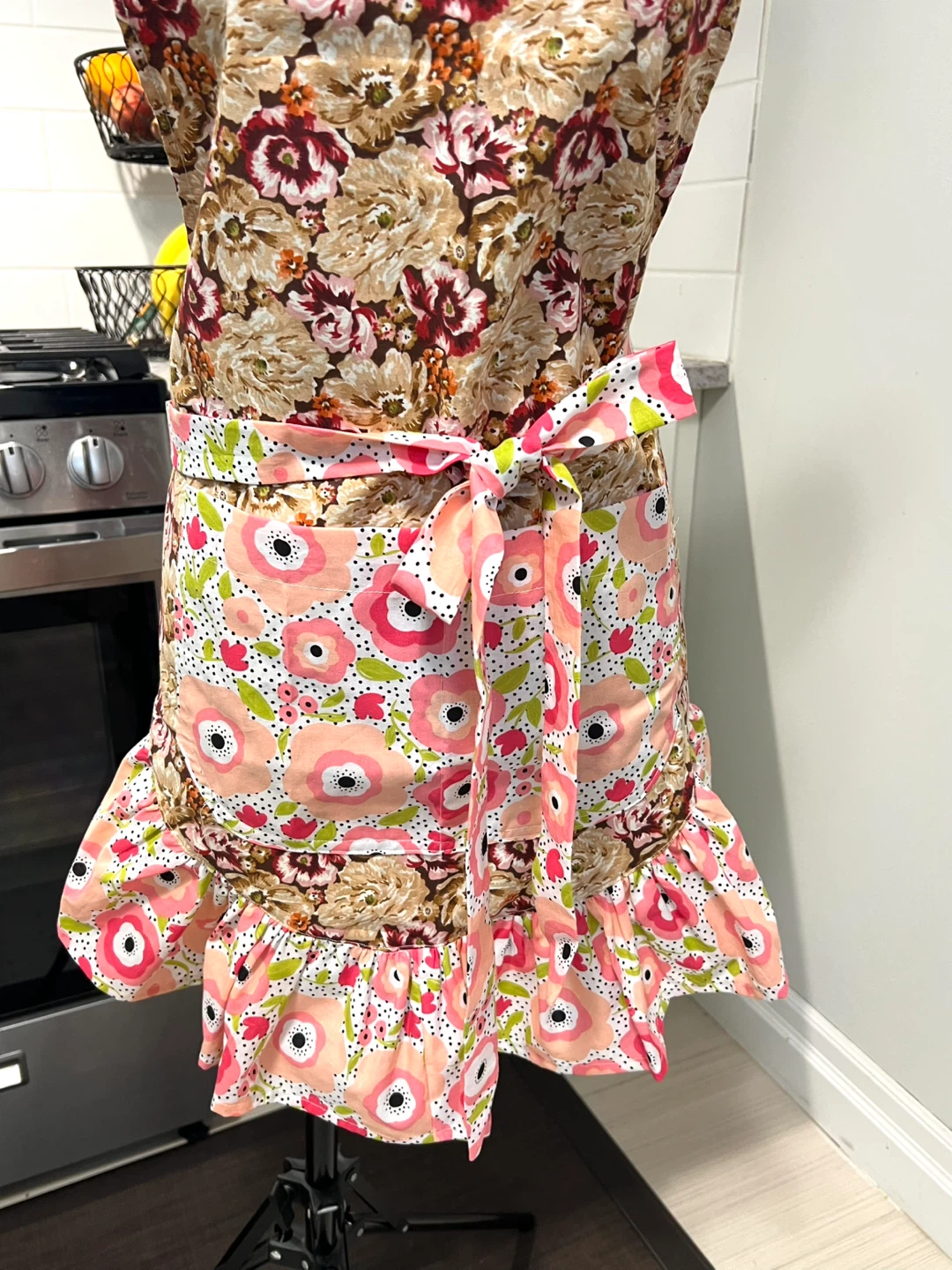 Handmade by me. Brand new. Floral Apron - photo 5