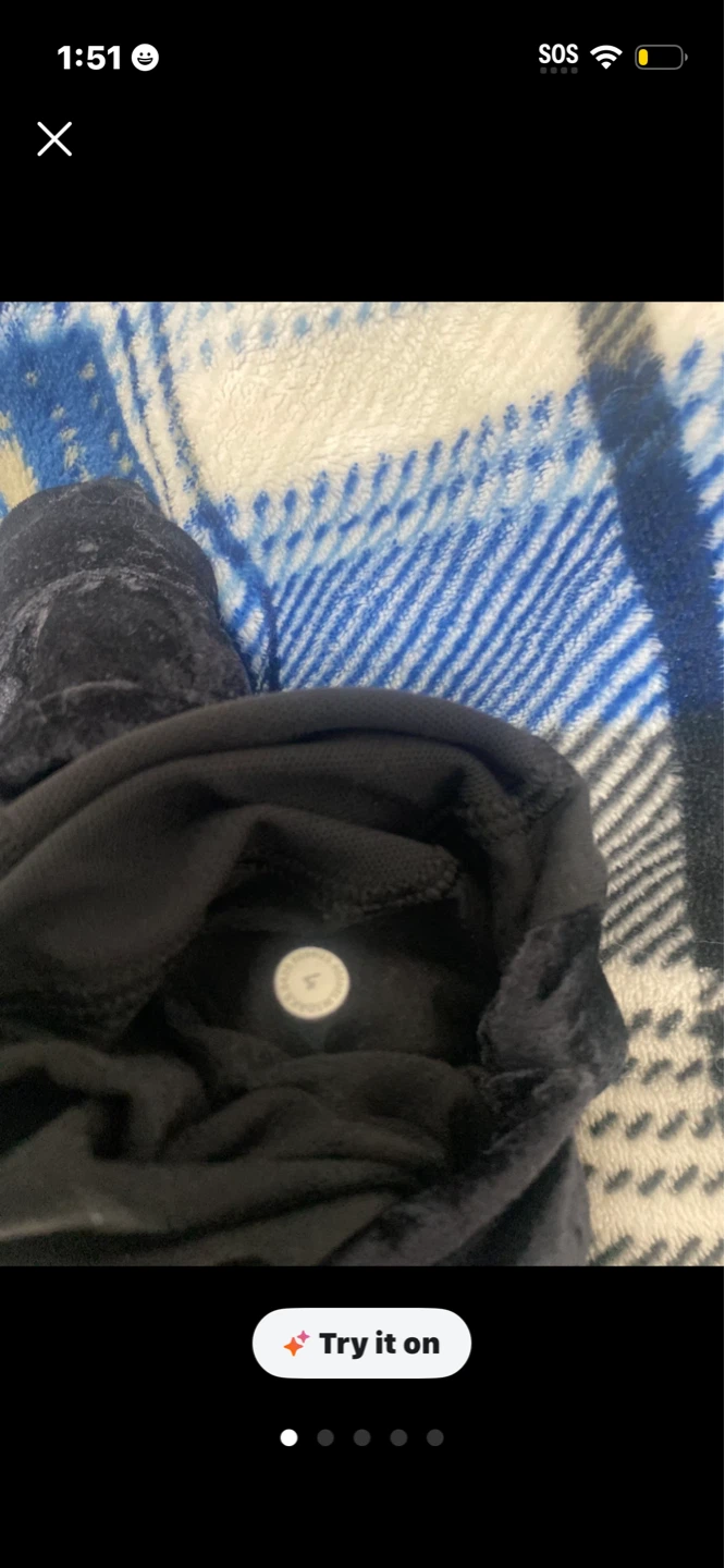 Lululemon Velvet Joggers size 4