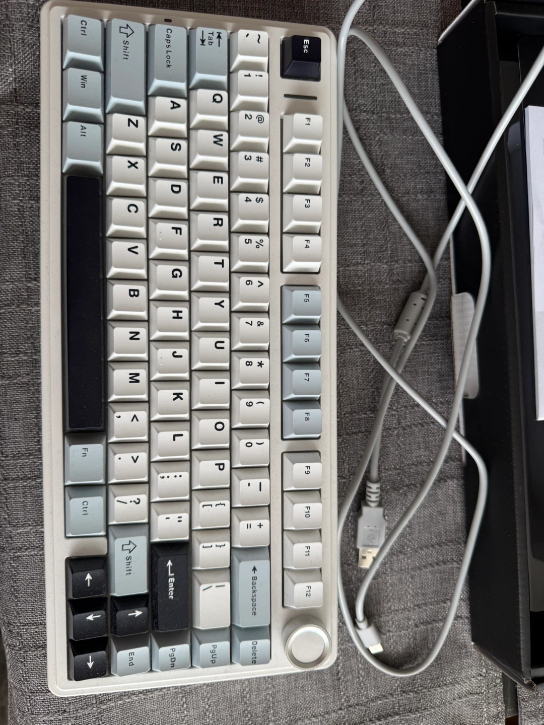 EPOMAKER F75 Mechanical Keyboard - photo 3