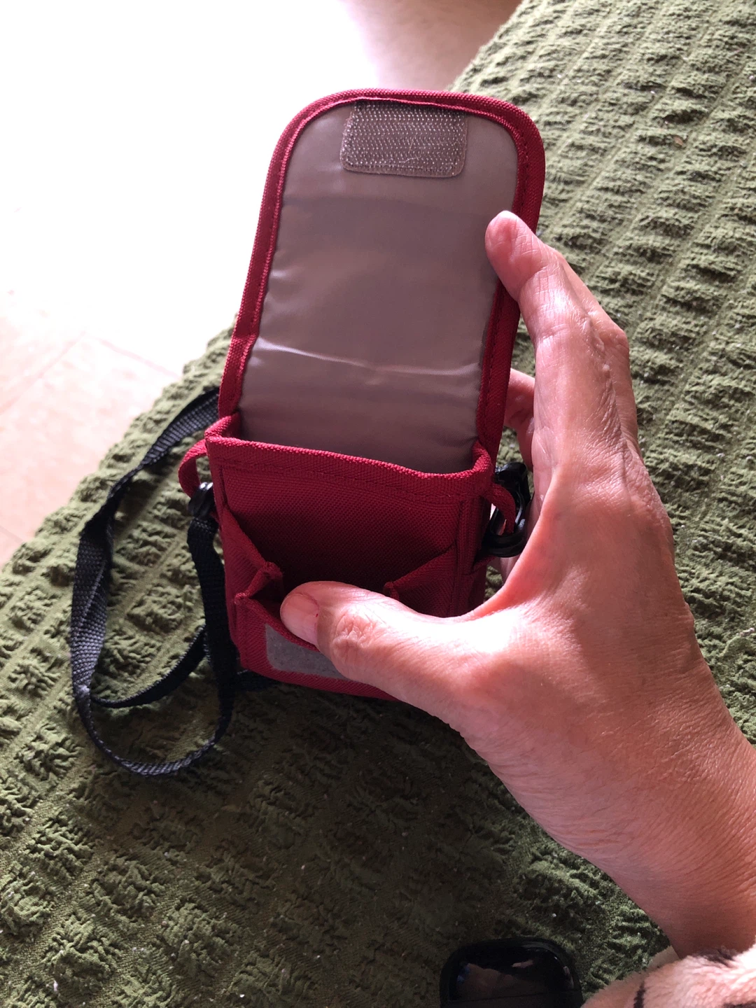 Small Red Pouch with Strap - photo 2