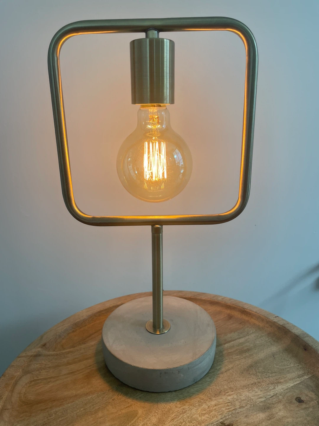 Modern Concrete Base Table Lamp