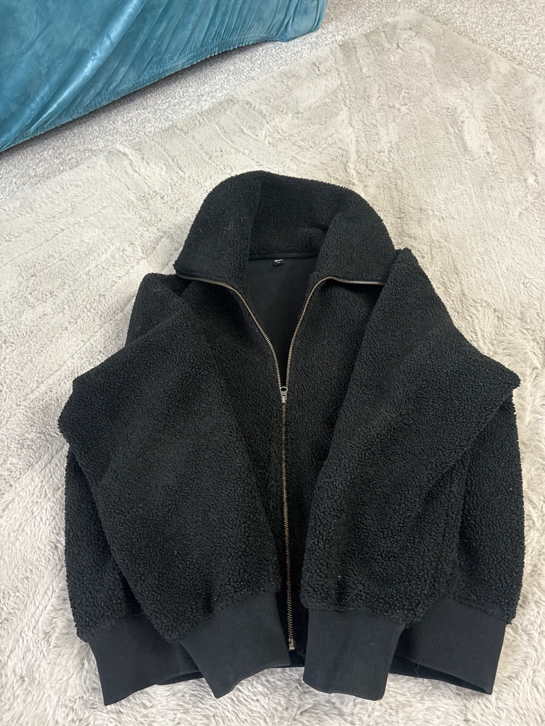 Uniqlo Fleece Jacket - Black - Size L