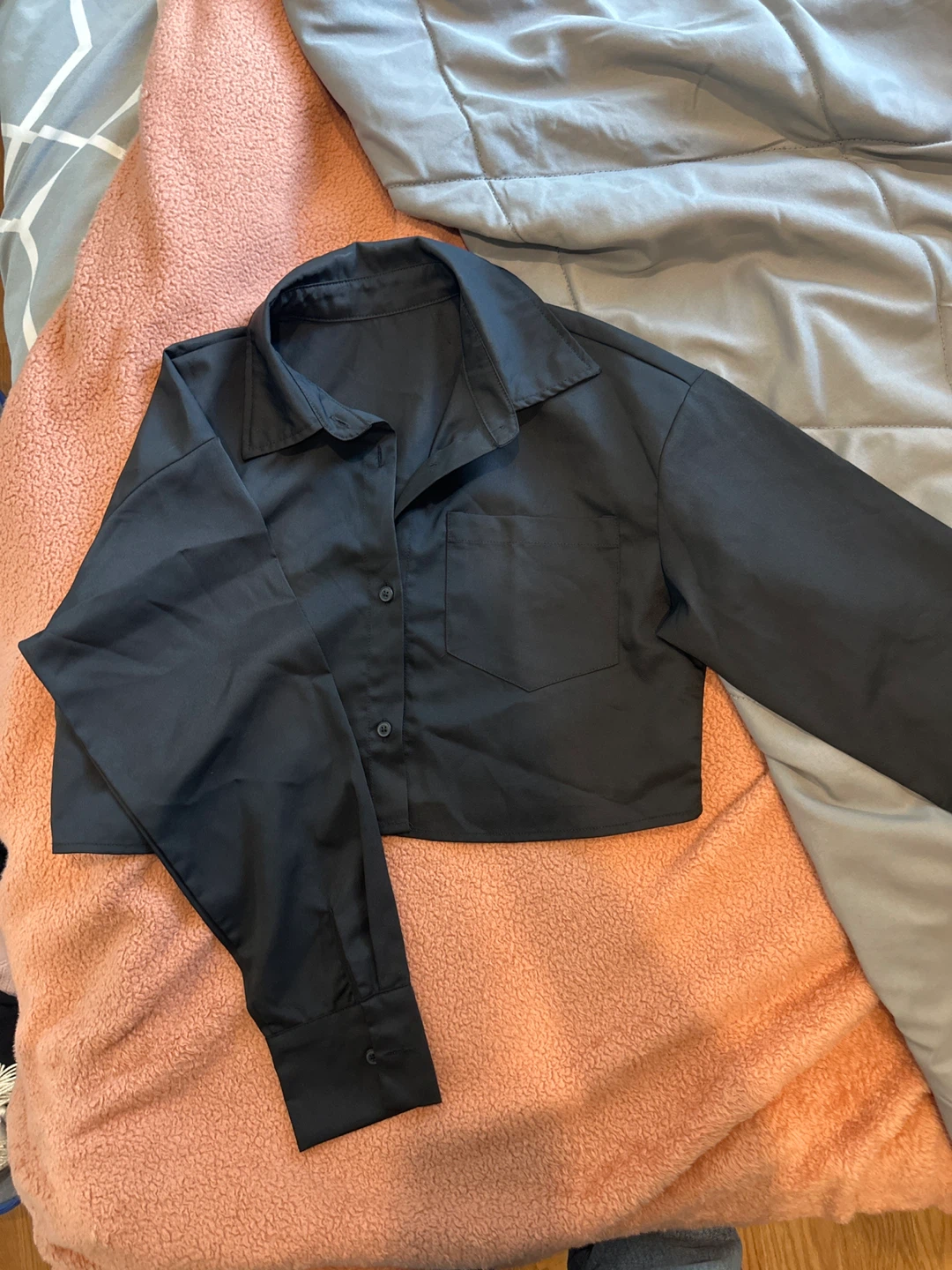 Black Cropped Collared Button-Up Shirt - photo 2