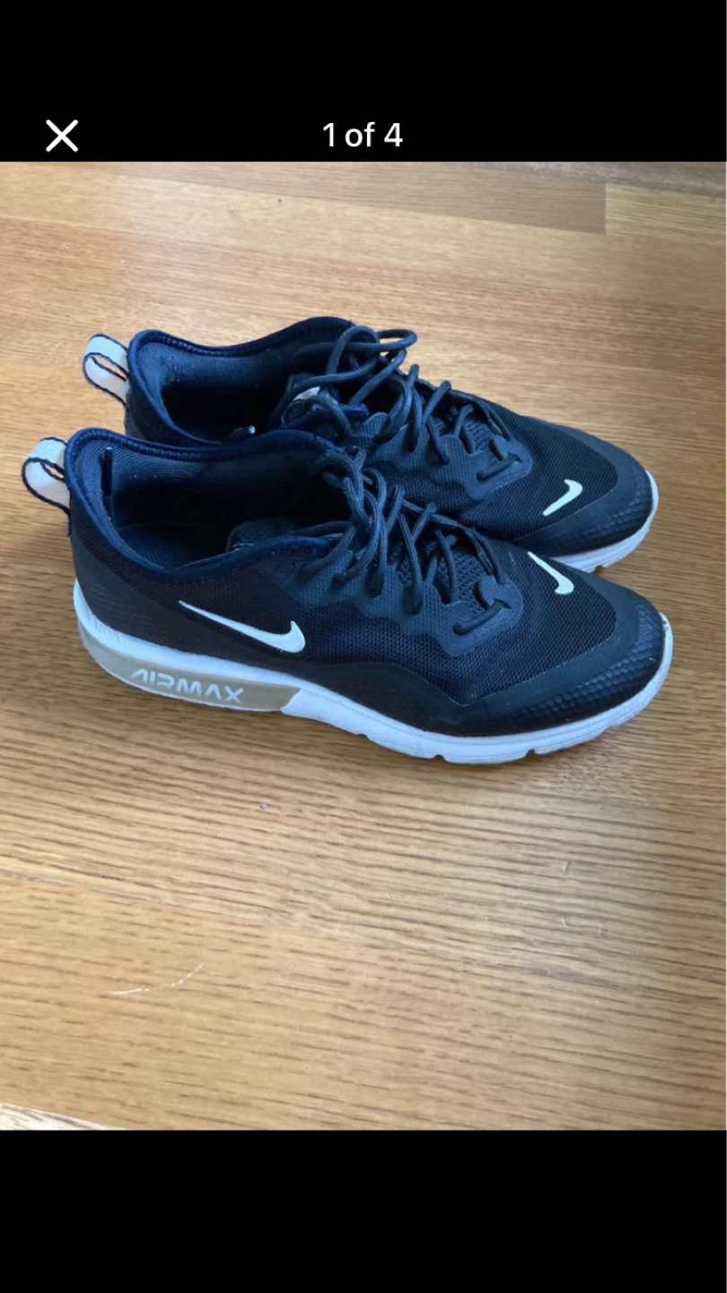Nike Air Max Sneakers Size 7.5