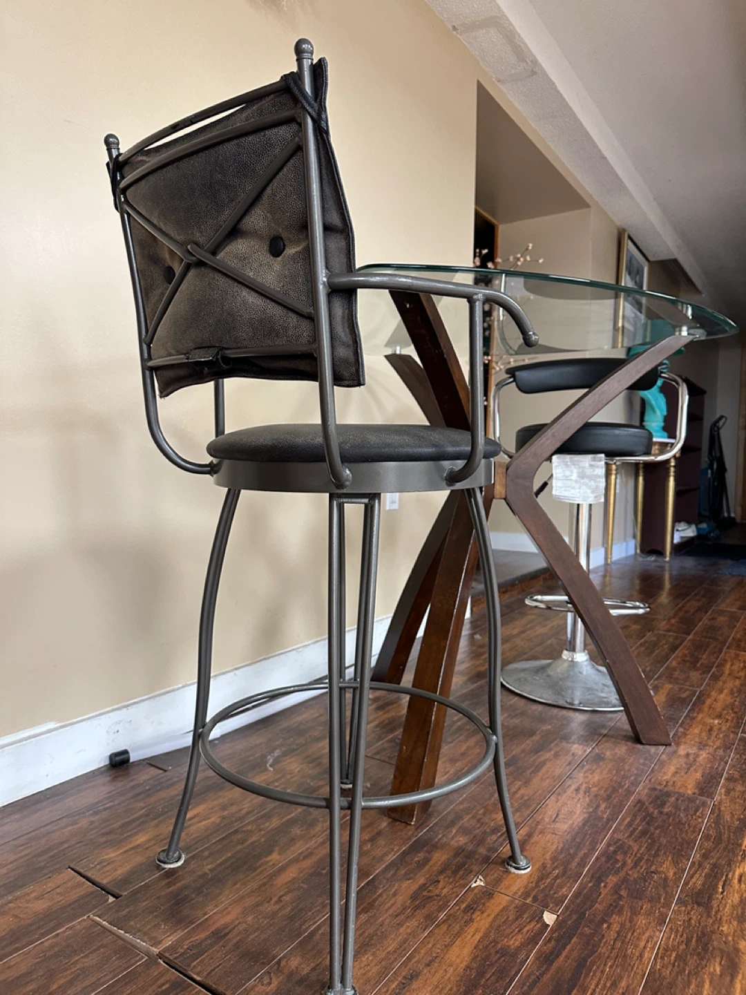Modern Glass Pub Table Set with leather Stools (CAN DELIVER) - photo 5