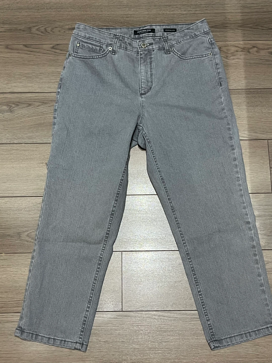 Jones New York Signature Lexington Capri Jeans - Grey