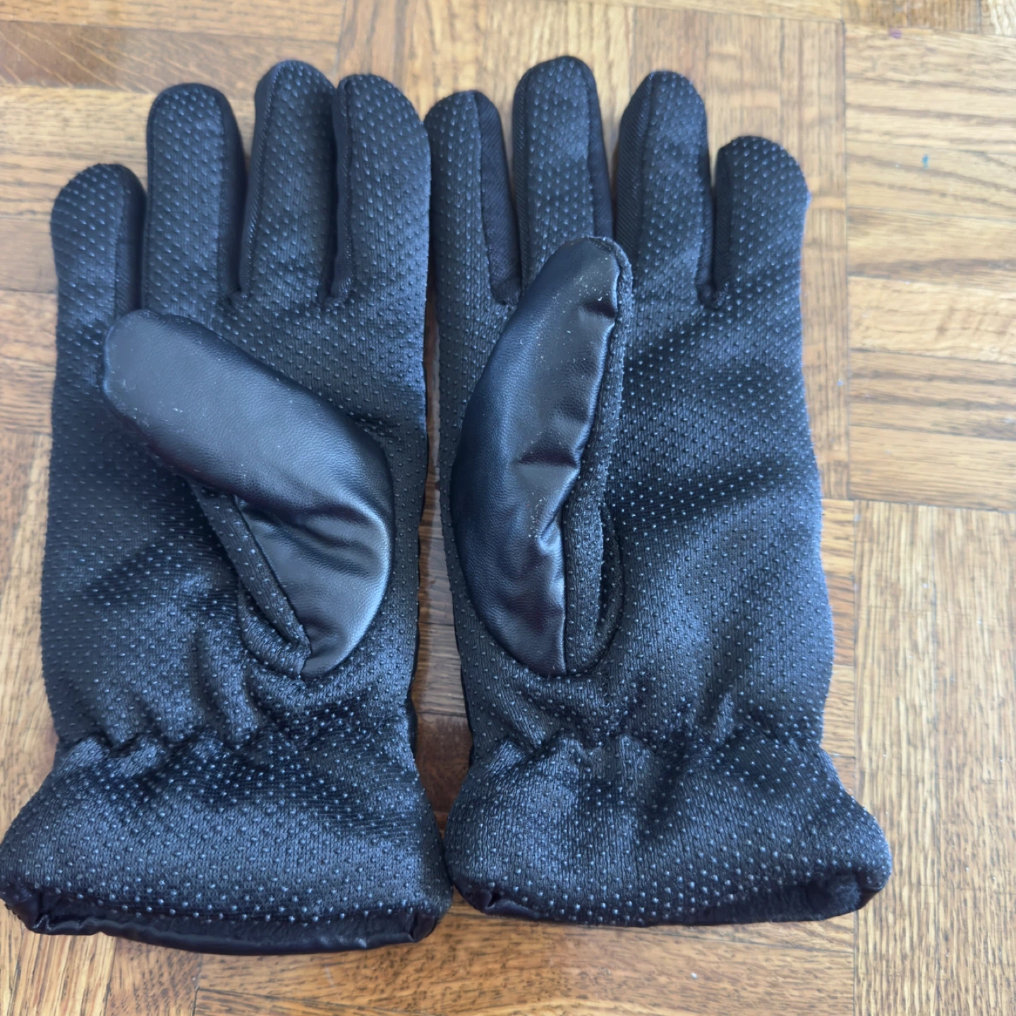 Black Quilted Gloves with Decorative Buttons - photo 2
