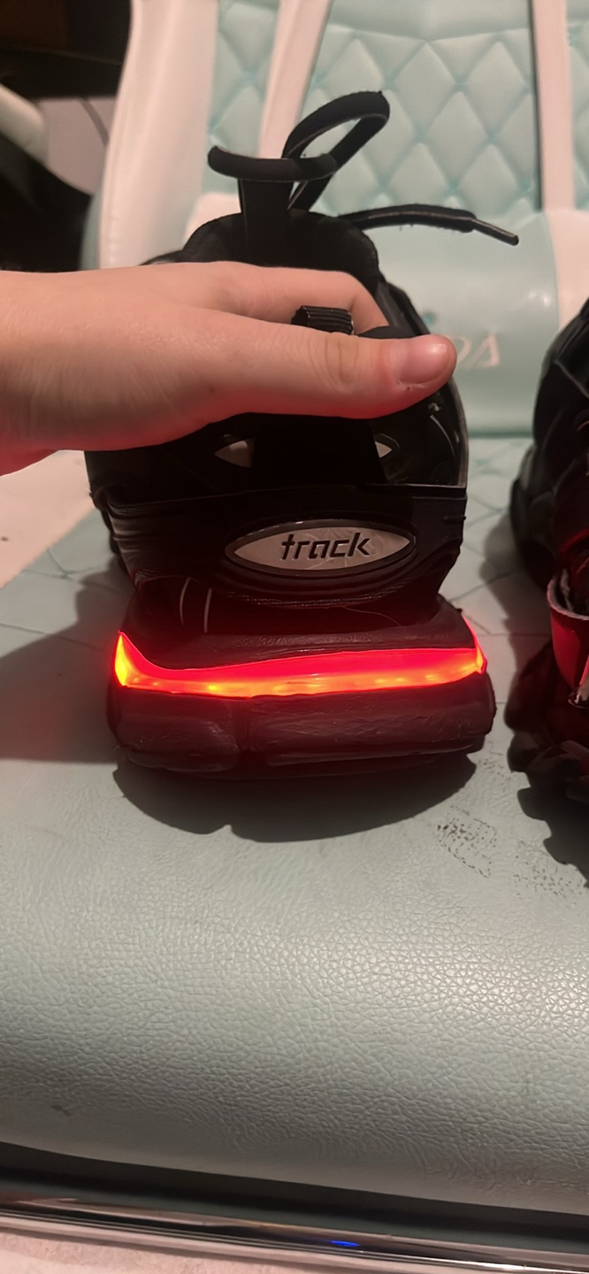 Balenciaga Track Sneakers - photo 3
